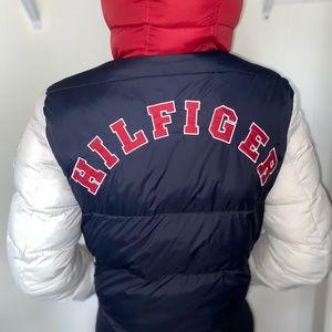 Men’s size small Tommy Hilfiger coat with hood